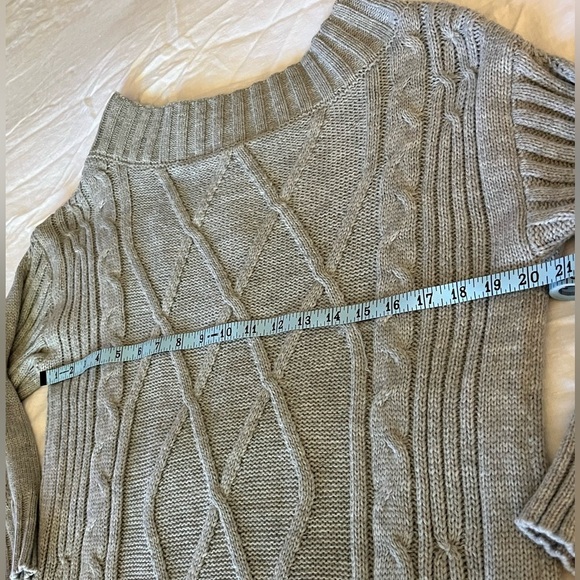 BB Dakota by Steve Madden Sweater - Picture 7 of 9